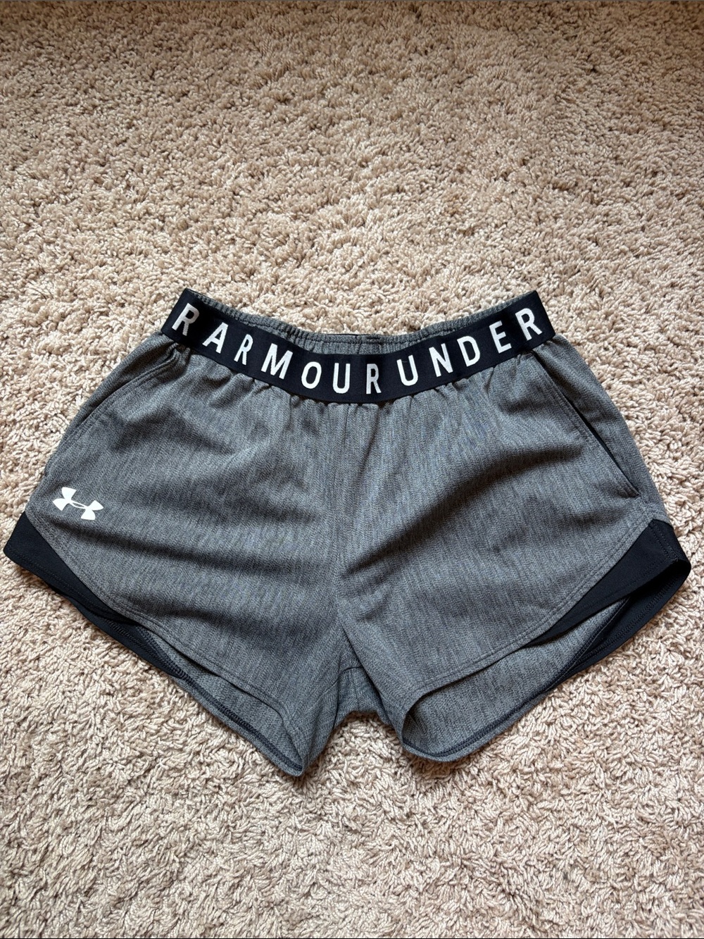 Under Armour Women’s Small Shorts [used]